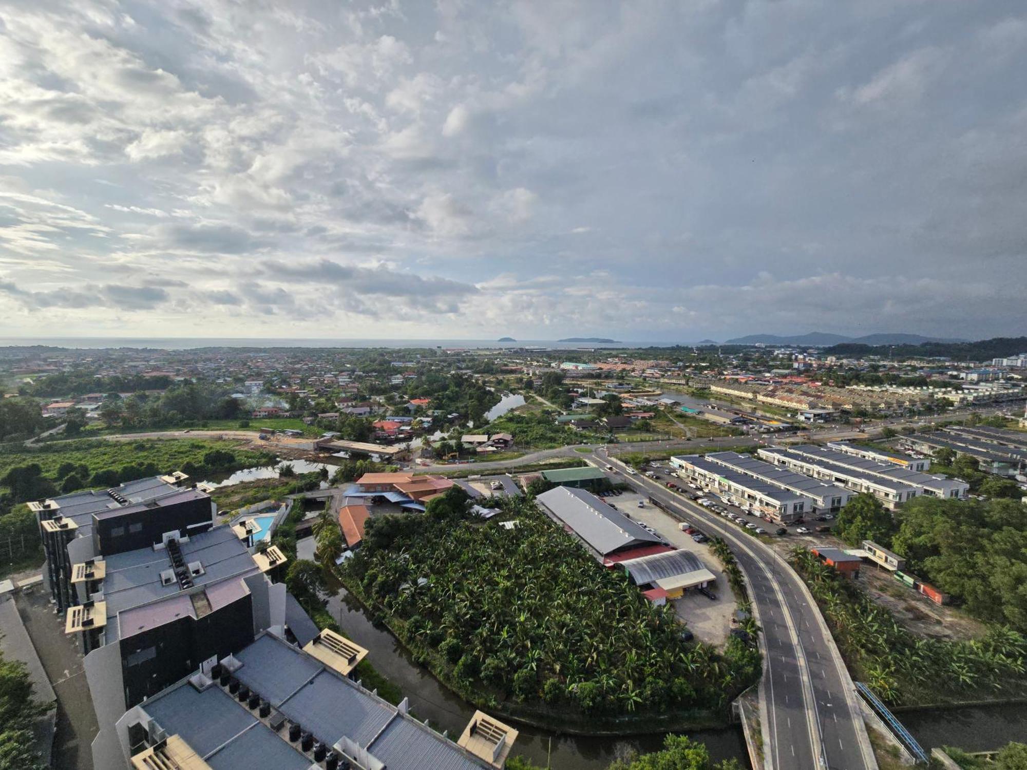 K Avenue Sunrise View Condomonium - Airport Hotel Kota Kinabalu