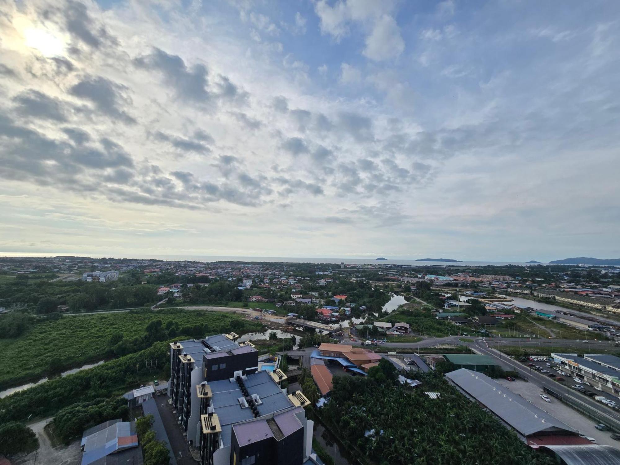 K Avenue Sunrise View Condomonium - Airport Hotel 5*